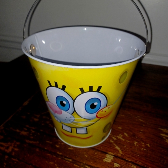 Spongebob x Easter tin bucket BNWOT VHTF RARE - Picture 1 of 4